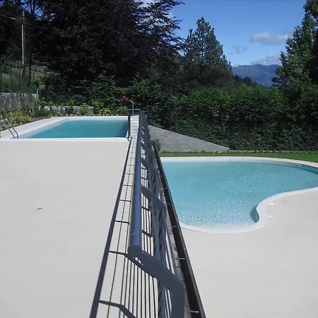 Welcome To Paradise Apartment