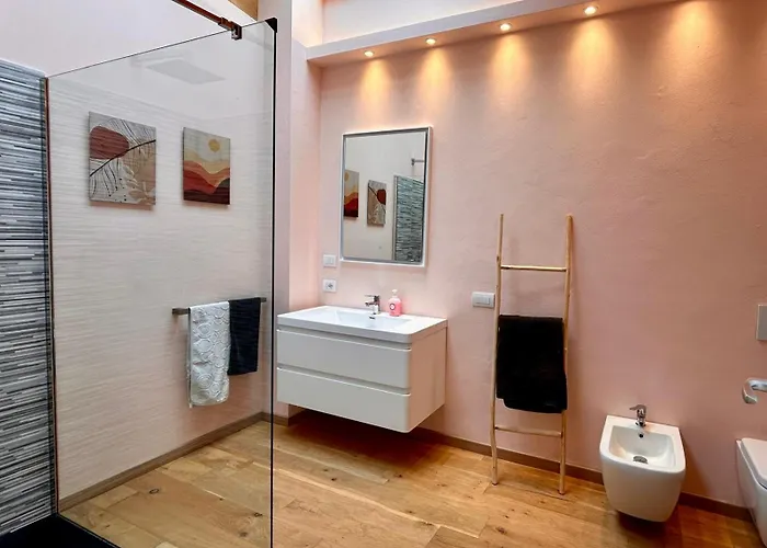 Welcome To Paradise *